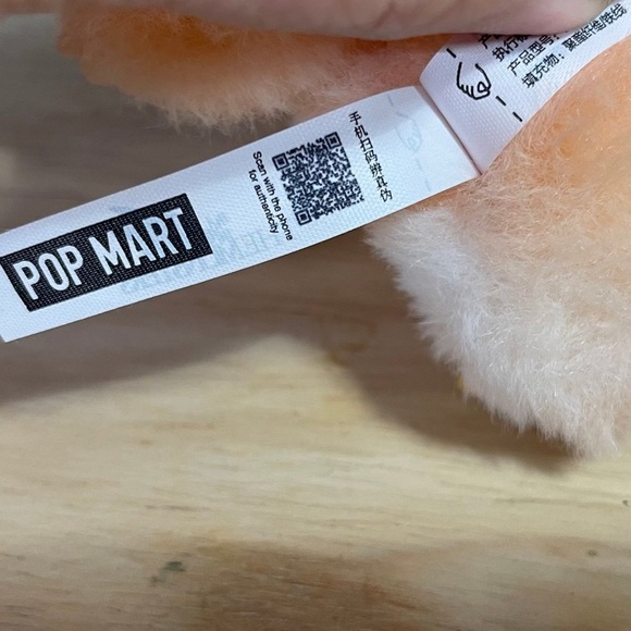 *SOLD* Authentic Labubu Big Into Energy Happiness POPMART Vinyl Face Monster V3 - Picture 6 of 10